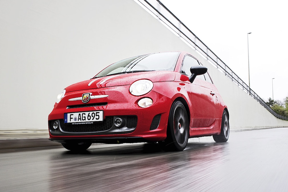 Fiat Abarth 695 Tributo Ferrari