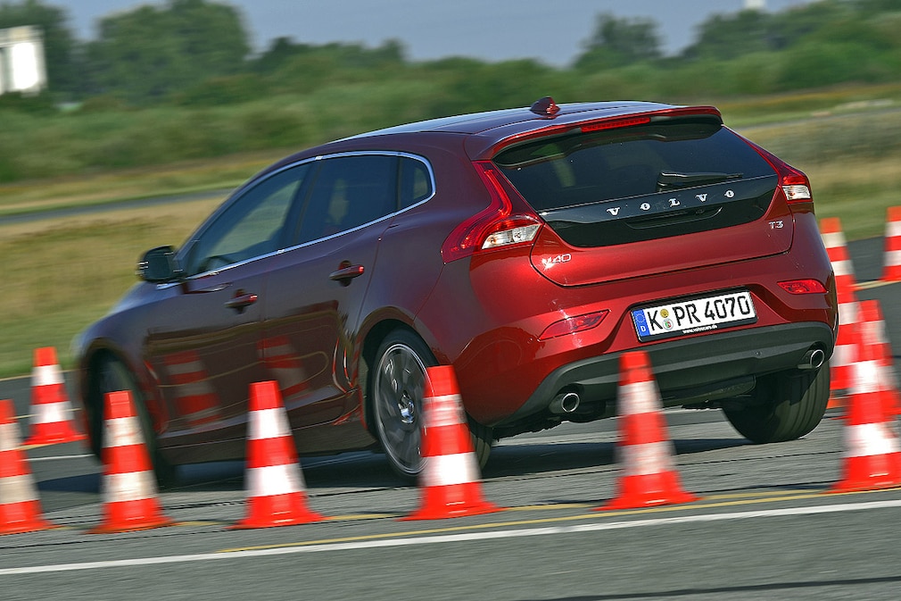 Volvo V40 T3