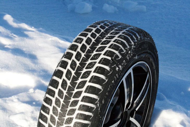 Bridgestone A001 Weather Control 82T Bridgestone A001 Weather Control 82T