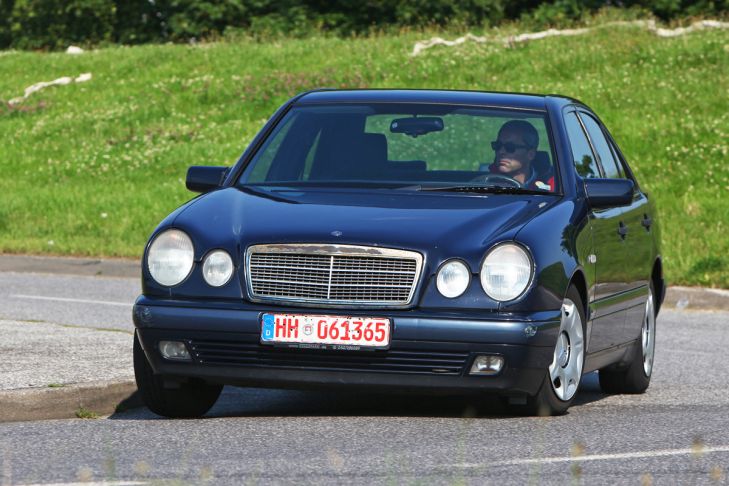 Klassiker für 5000 Euro: Mercedes 300 E (W 124)