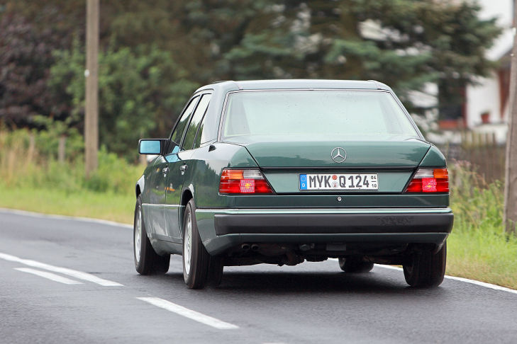 Mercedes 300 E W 124