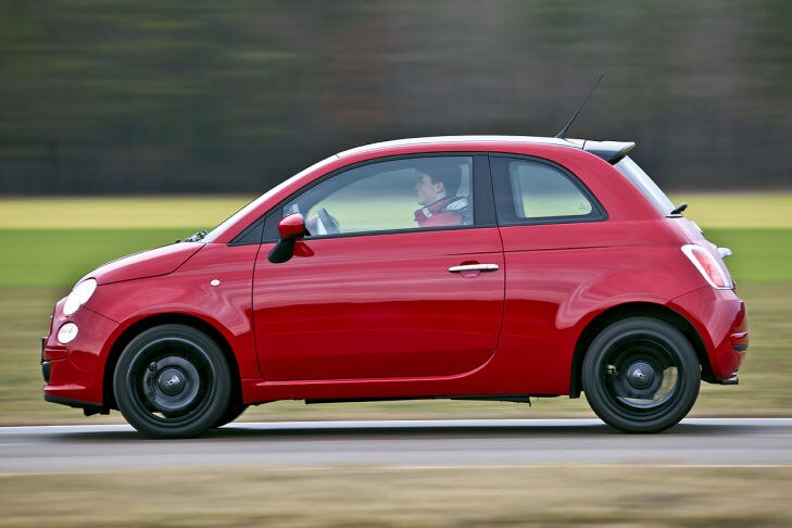 Was Kostet Ein Fiat 500 In Der Versicherung Kfz-Versicherung: Neues Typklassenverzeichnis für 2013/2014 - AUTO BILD