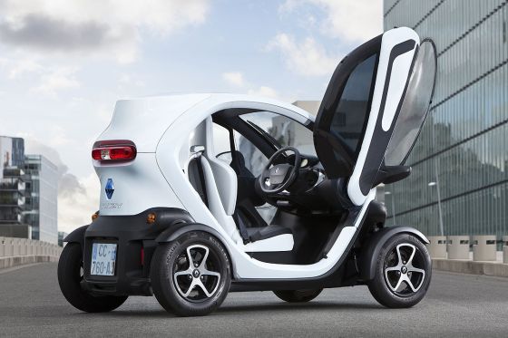 Renault Twizy mit Seitenscheiben
