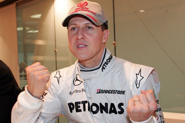 Michael Schumacher Interview BILD Mercedes GP Präsentation Formel 1 Saison 2010 Stuttgart Silberpfeil