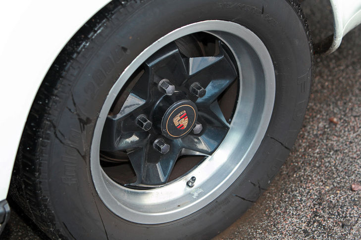 Porsche 911 SC Targa