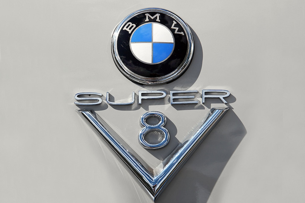 BMW V8 3200 Super