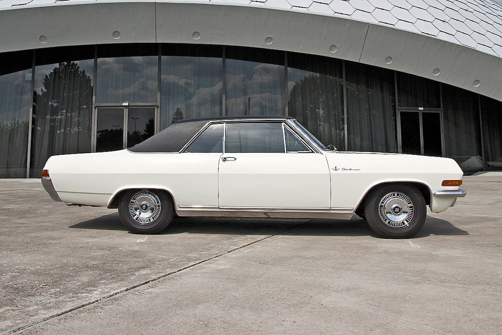 Opel Diplomat V8 Coupé