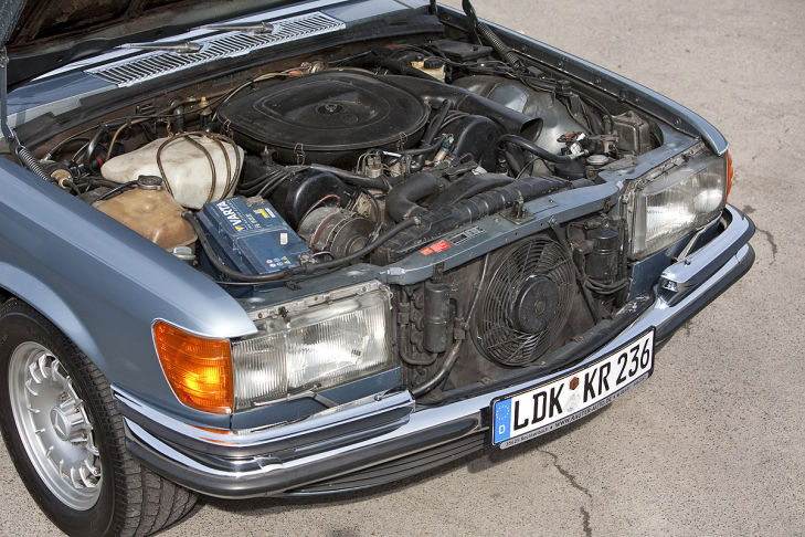Mercedes 450 SEL 6.9