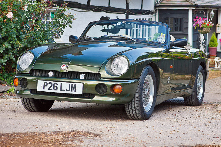 MG RV8 1993