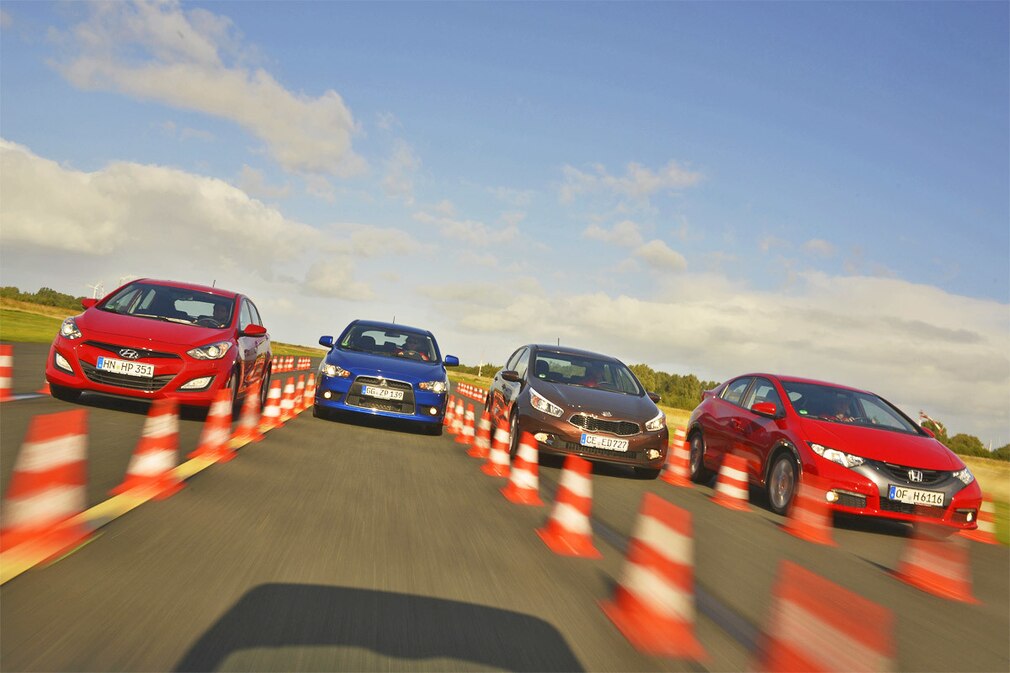 Honda Civic Hyundai i30 Kia cee'd Mitsubishi Lancer