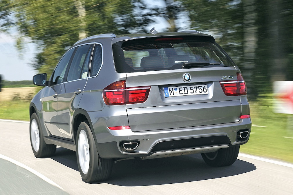 BMW X5 50i