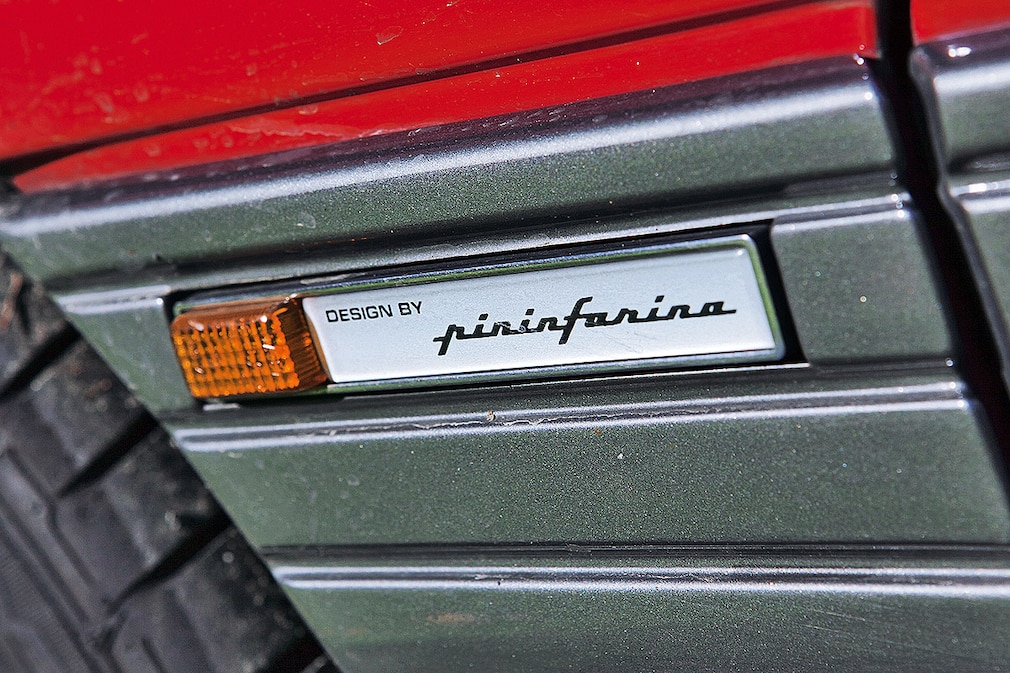 Alfa Romeo 164