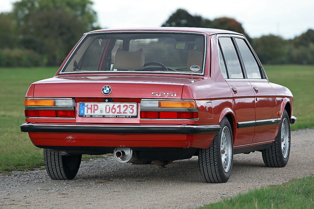BMW 525i (E28)