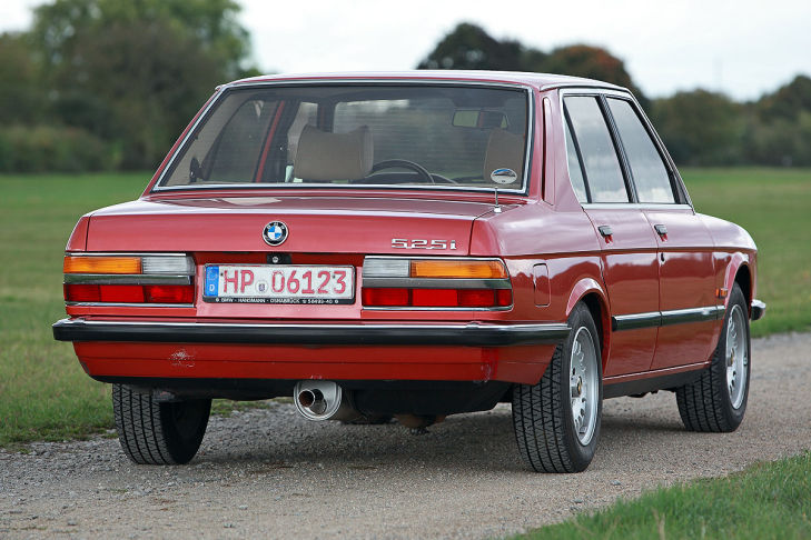 BMW 525i (E28)