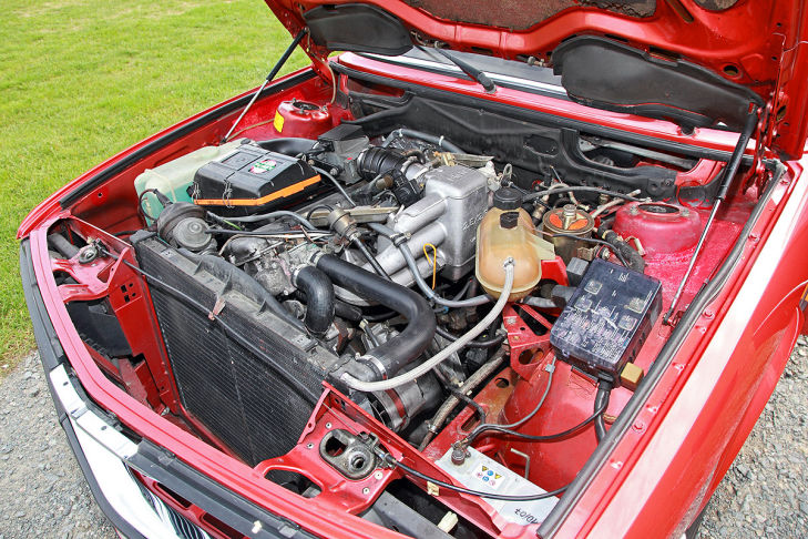 BMW 525i (E28)
