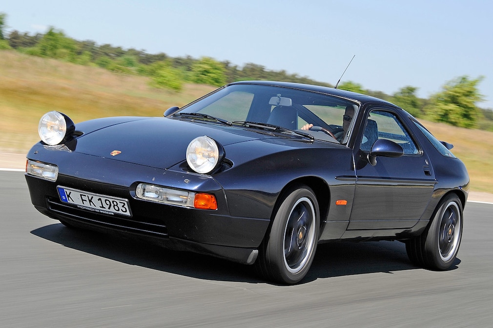 Porsche 928 GTS