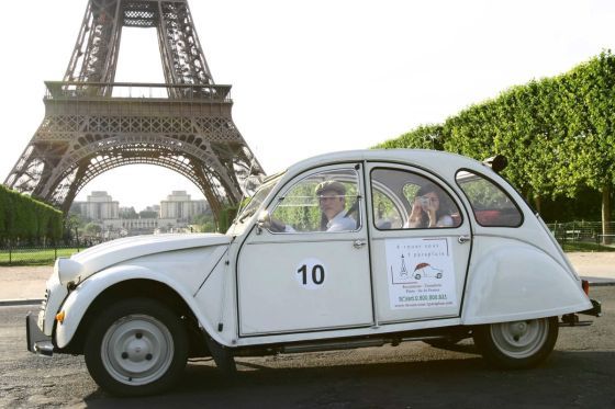 Citroën 2CV in Paris