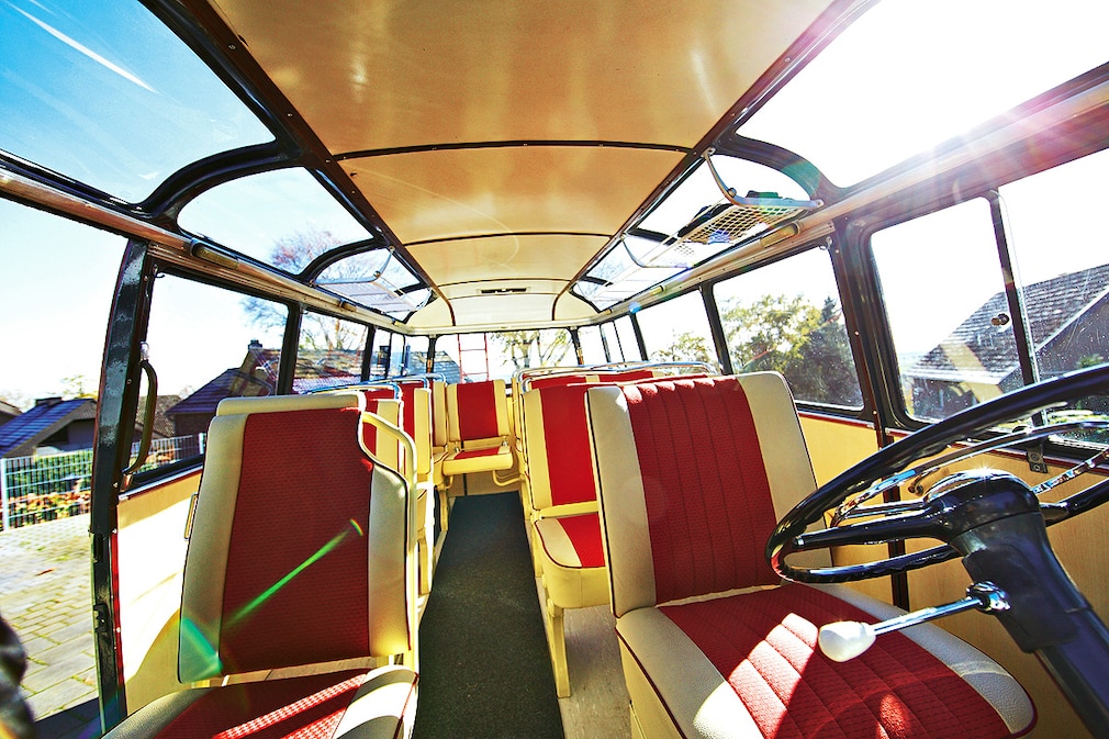 Mercedes O 319