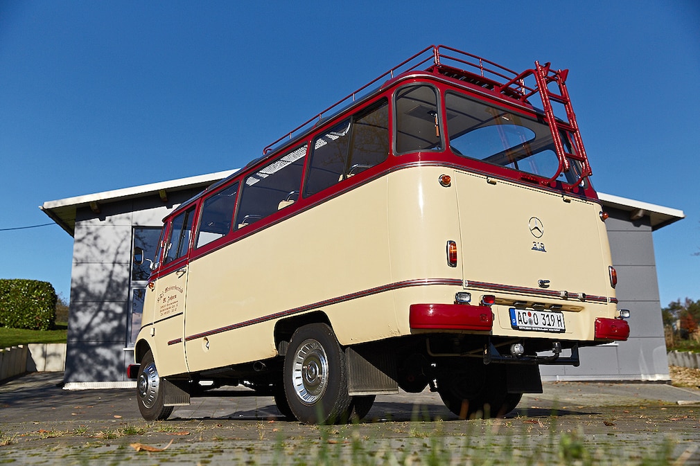 Mercedes O 319