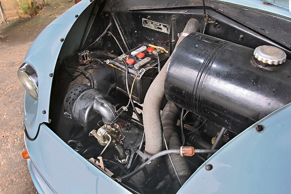Lloyd LT 600