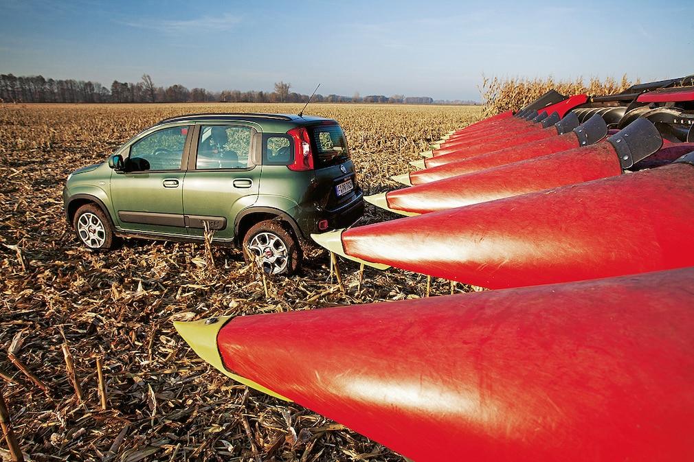 Fiat Panda 1.3 Multijet 4x4, New Holland CR 9090