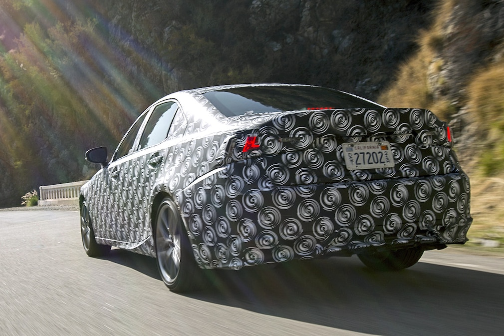 Lexus IS 300h F Sport