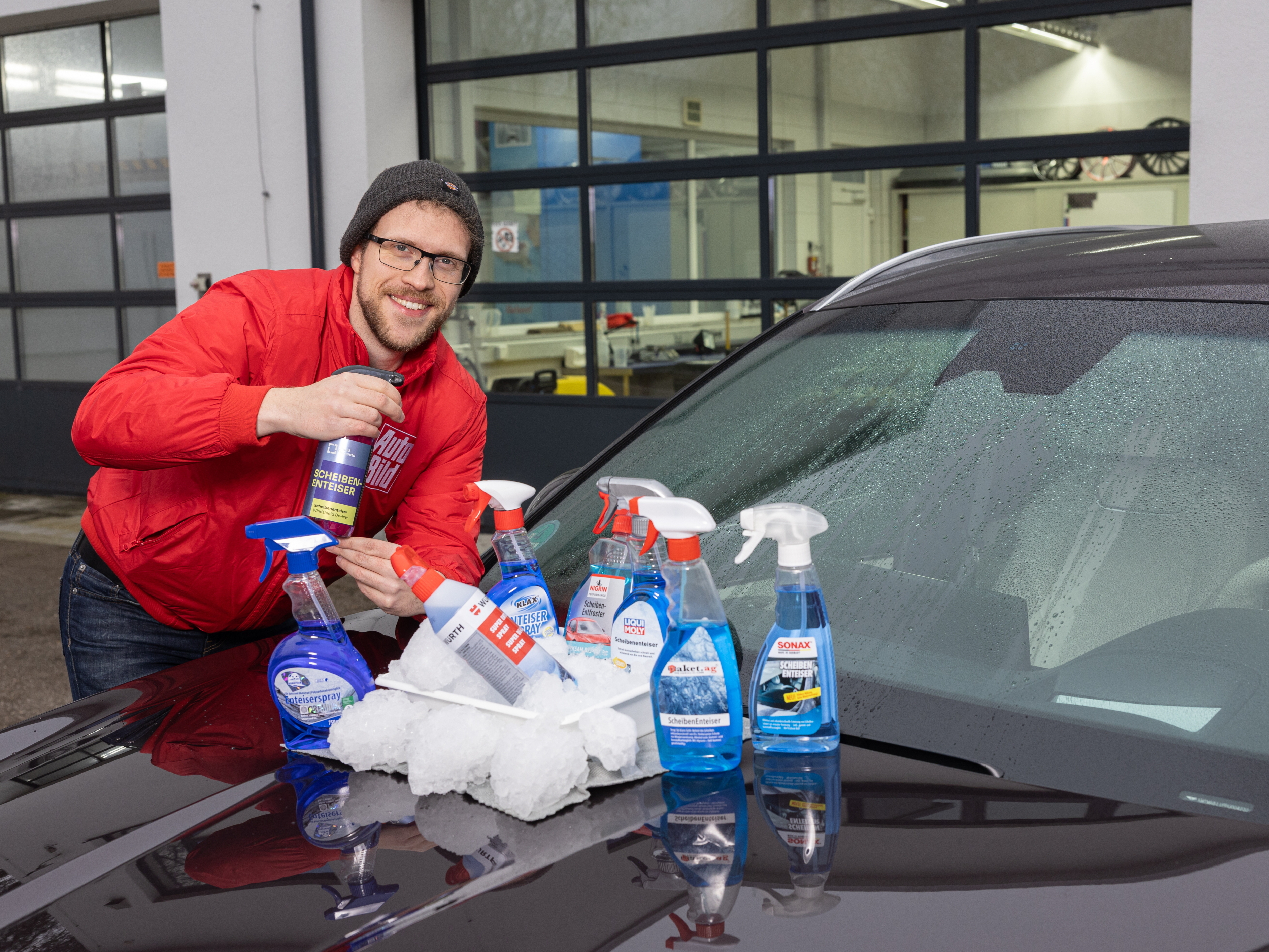 Scheibenenteiser-Sprays im Test