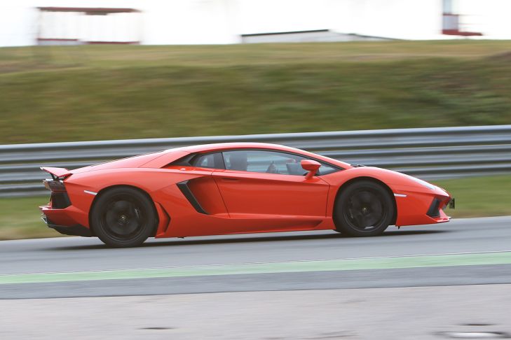 Lamborghini Aventador