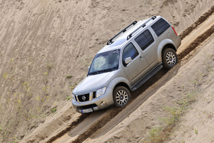 Nissan Pathfinder 2.5 DCI