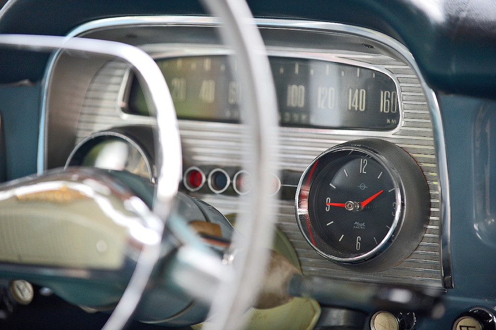 Opel Kapitän P 2.6