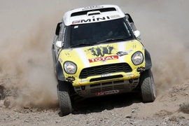 Nani Roma im Mini All4 Racing auf der 12. Etappe der Rallye Dakar 2013