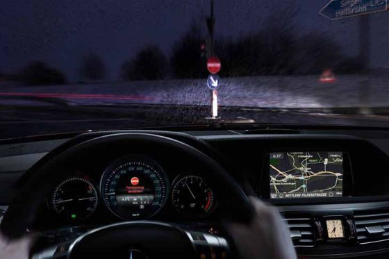 Assistenzsystem warnt Geisterfahrer