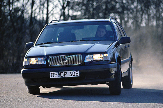 Volvo-Kombis aus sieben Jahrzehnten: Schwedische Großraum-Pazer