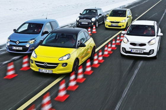 Opel Adam: stylischer Kleinstwagen mit wenig km zum fairen Preis - AUTO BILD