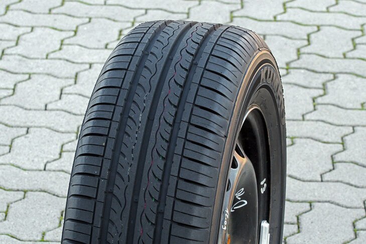 Kumho Solus KH 17 Kumho Solus KH 17