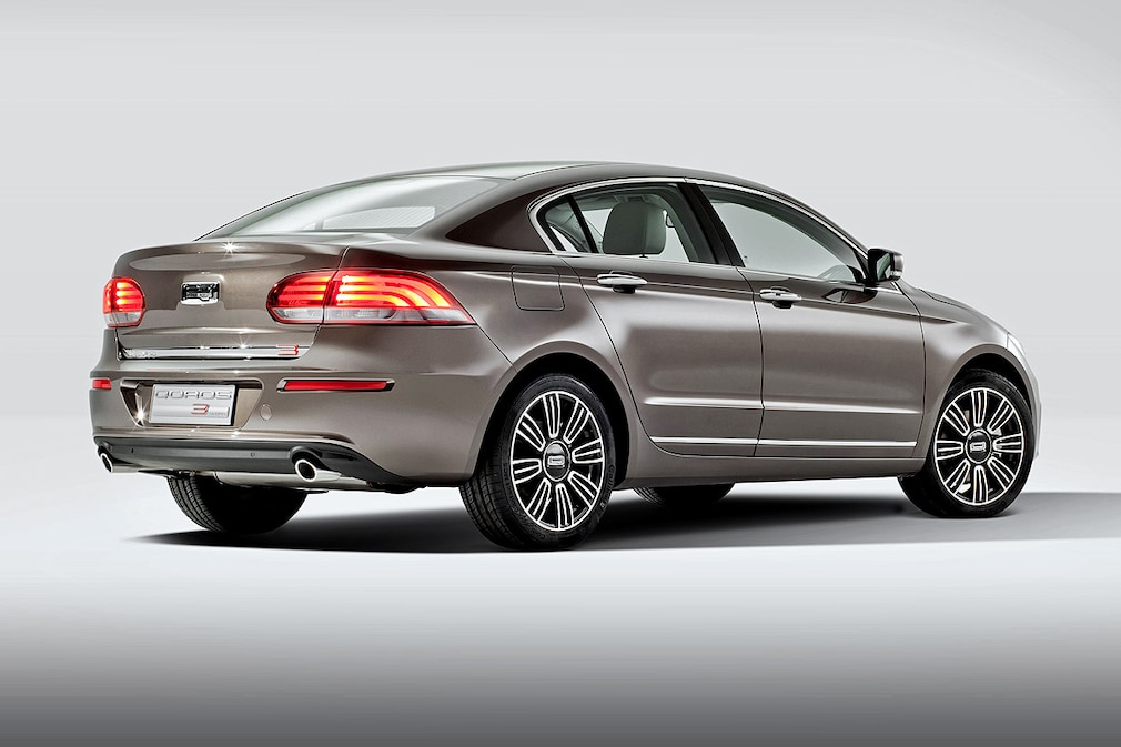 Qoros 3 Sedan