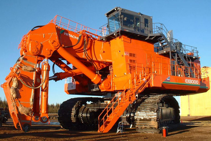 Hitachi EX8000