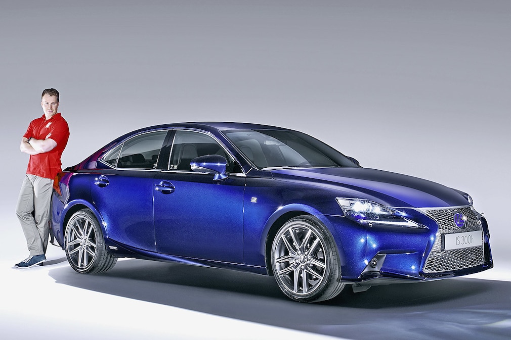 Lexus IS300h