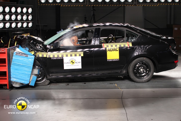 Skoda Octavia Euro NCAP Crashtest März 2013