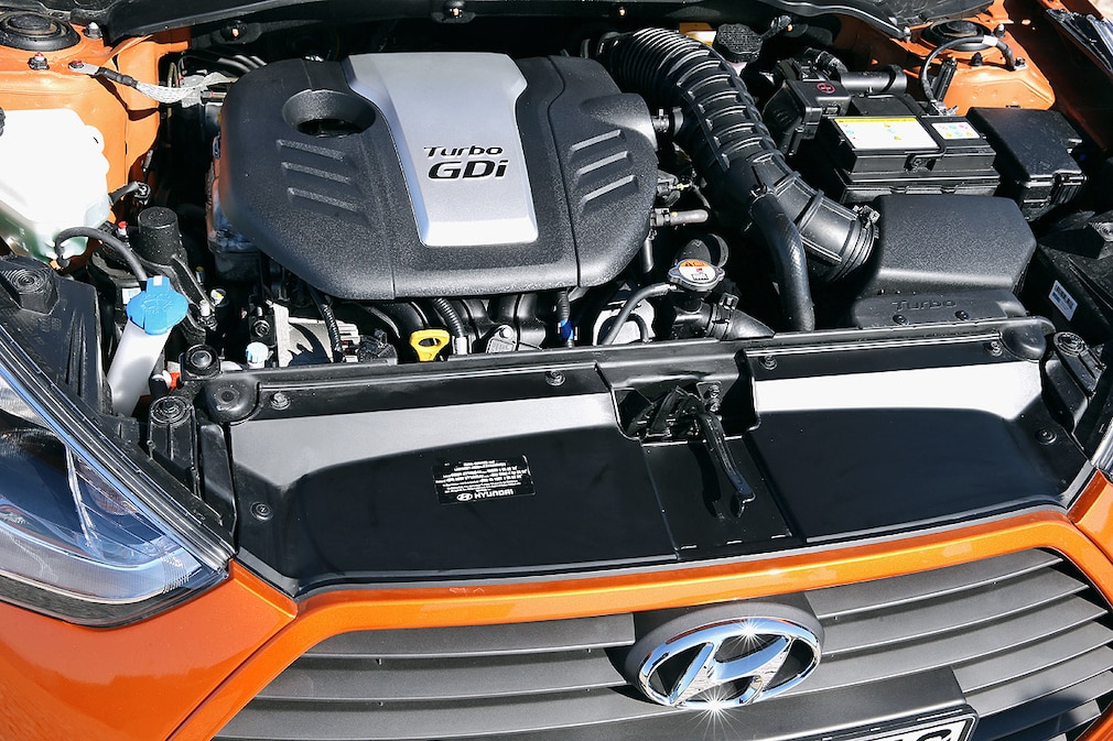 Hyundai Veloster turbo