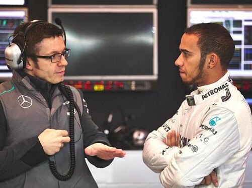 Lewis Hamilton gefällt das Arbeitsklima bei Mercedes