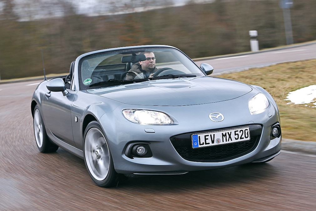 Mazda MX-5 2.0 MZR Roadster Sports-Line