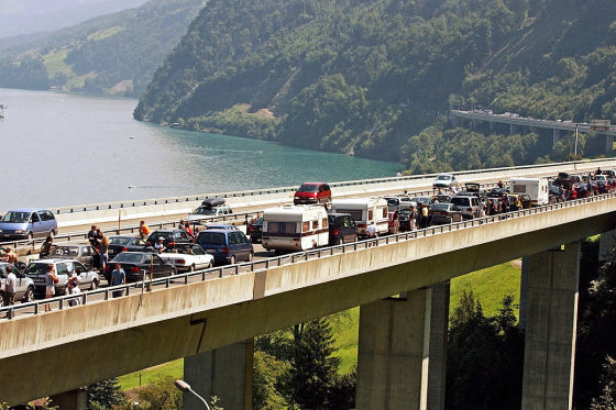 Mehr Sicherheit für Straßeninfrastruktur