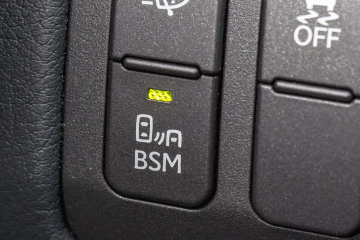 Lexus GS 450h Spurwechselassistent