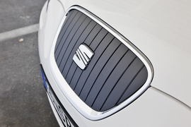 Seat Logo