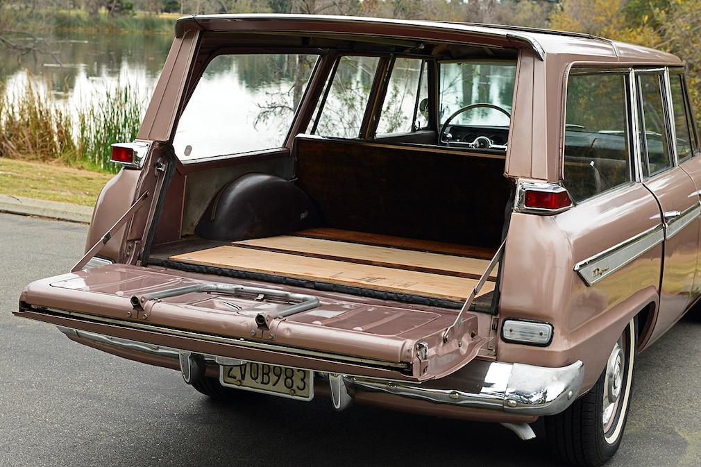 Studebaker Lark Wagonaire