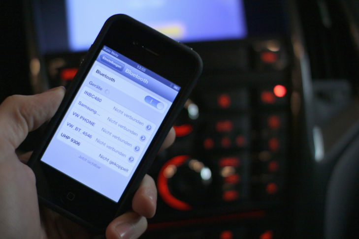 Handy an onstar anschließen