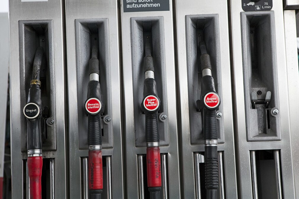 Zapfsäule Avia Tankstelle