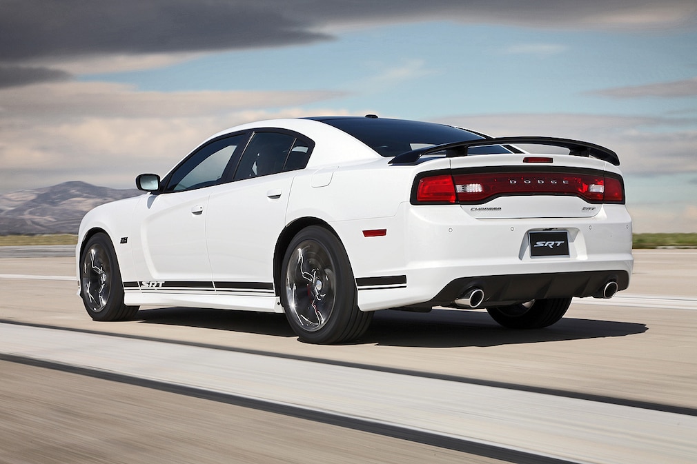 Dodge Charger SRT8 392