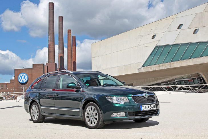 Skoda Superb Combi 2.0 TSI Elegance Skoda Superb Combi 2.0 TSI Elegance